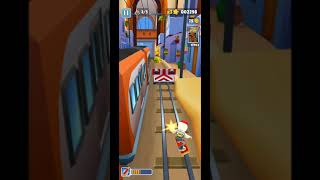 subway surfers games scattering And flying (Android ios) screenshot 5