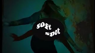 piri & tommy villiers - soft spot (official music video) screenshot 2